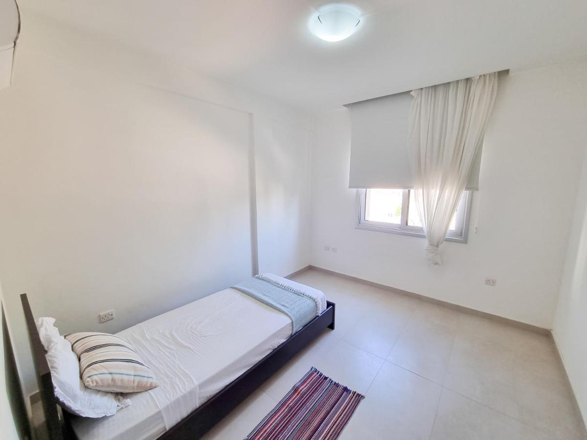 Seaside Elegance Retreat Lejlighed Larnaca Eksteriør billede